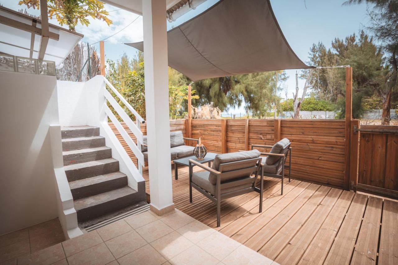La Villa L'Ancre Marine, Pieds Dans Le Lagon ! 拉萨尔勒班 外观 照片